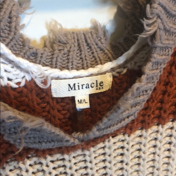 Sweater - Picture 3 of 3